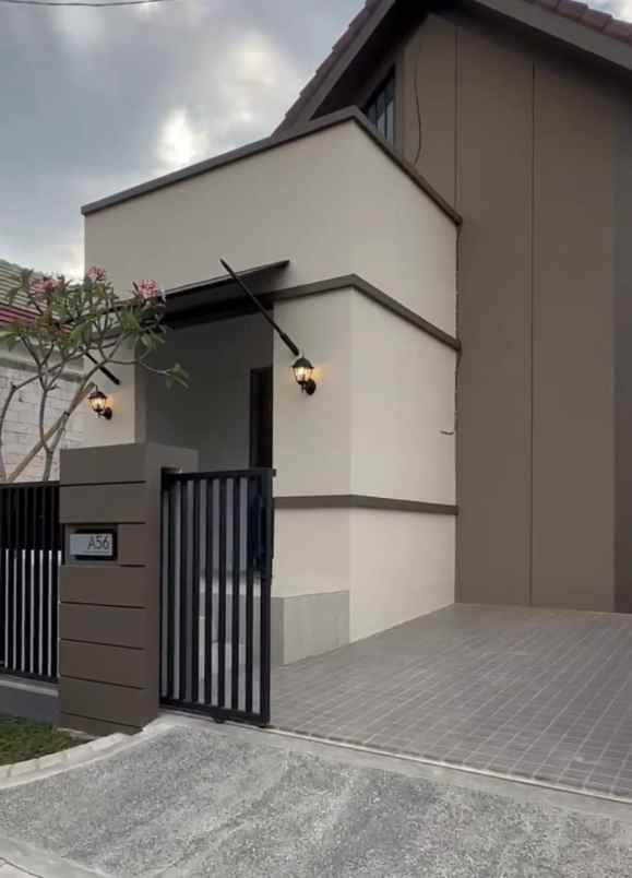 rumah 1 lantai modern siap huni dekat suhat