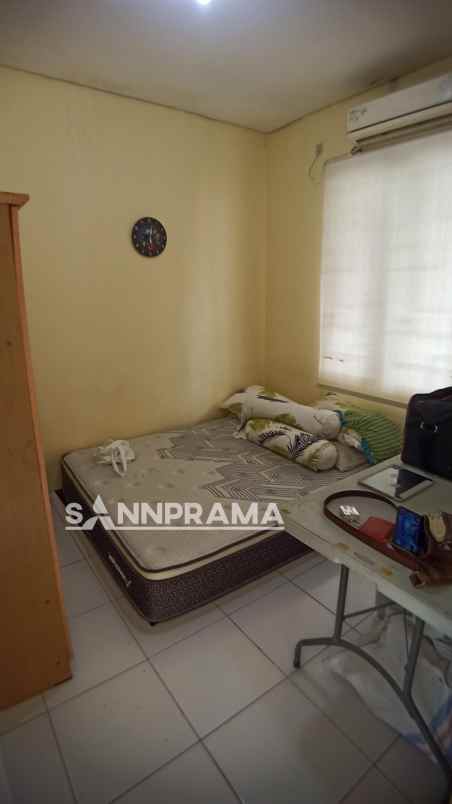 rumah 2 kt bonus ac bojongsari depok