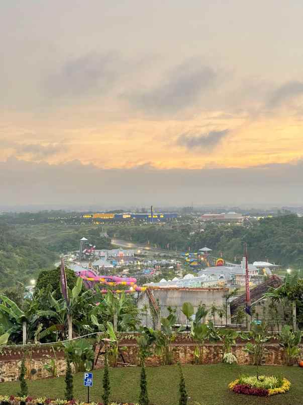 rumah 2 lantai di bandung barat 900 jutaan