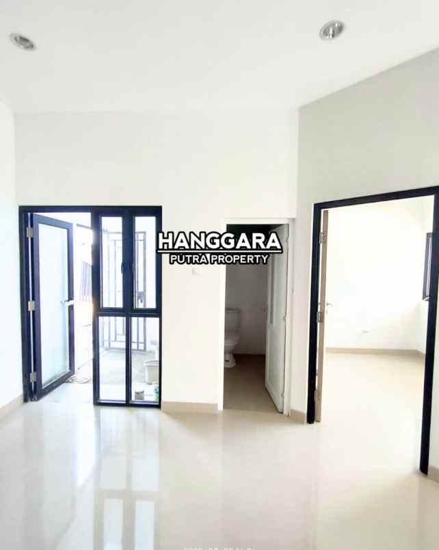 rumah 2 lantai di karawang