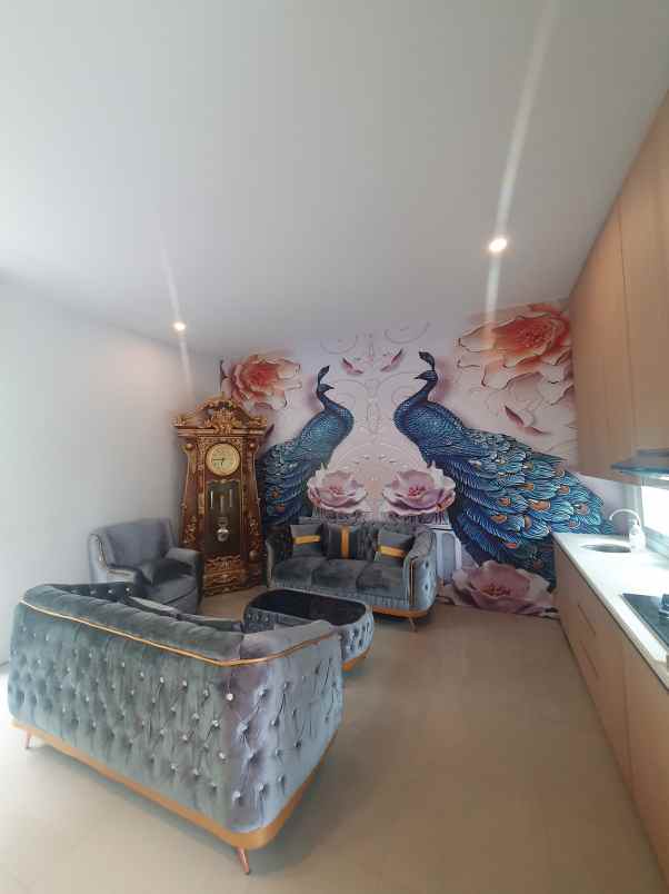 rumah 2 lantai siap huni full furnish di cerme gresik