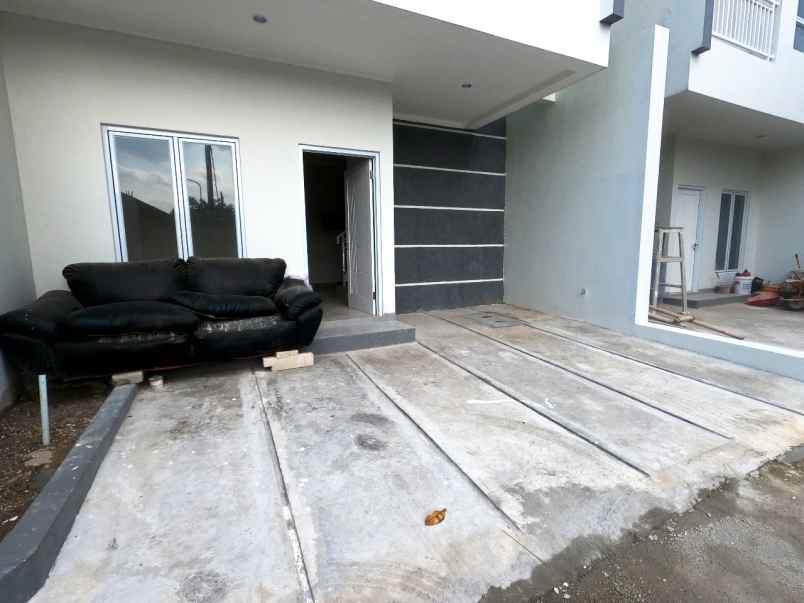 rumah baru 2 lantai minimalis di bintaro sektor 7