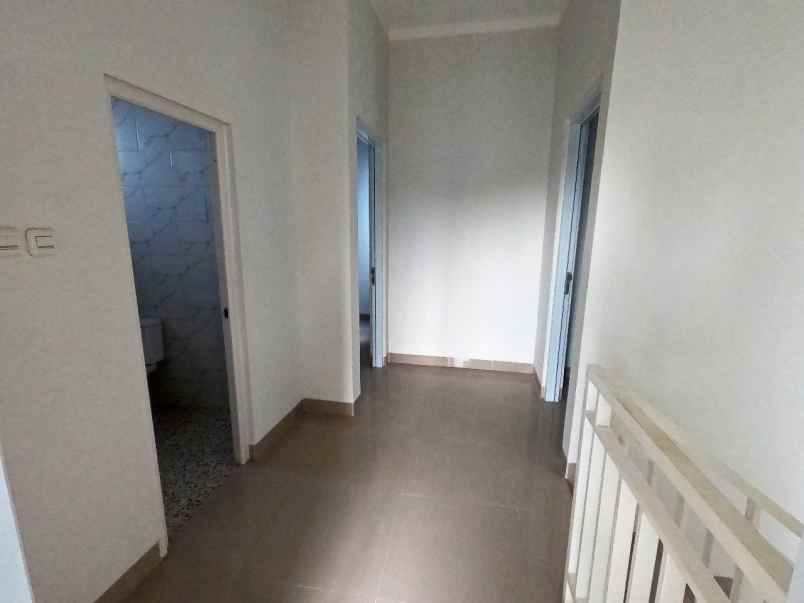 rumah baru 2 lantai minimalis di bintaro sektor 7