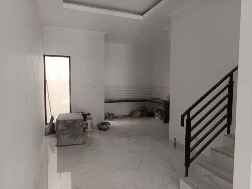 rumah baru dalam komplek pdk cipondoh tangerang