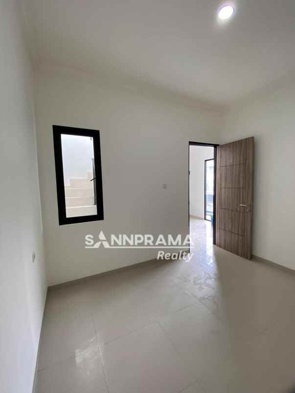 rumah baru elegant dalam cluster di pondok petir depok