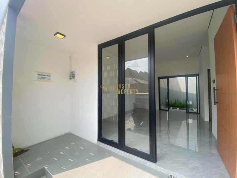 rumah baru proses bangun dekat mall sch