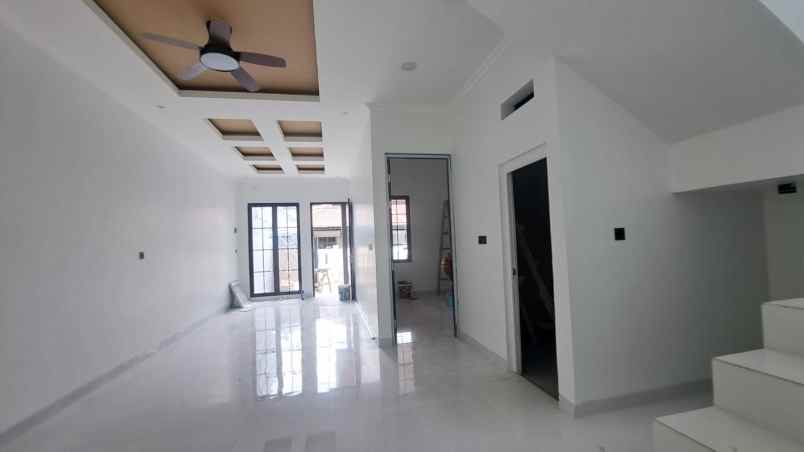 rumah baru siap huni di taman harapan baru thb bekasi