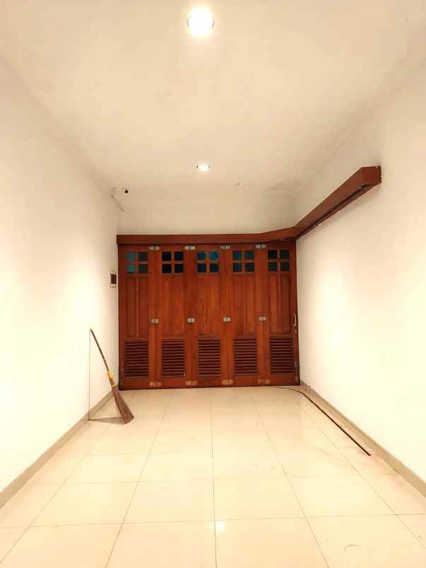 rumah bonus furniture di pondok permai kaliurang