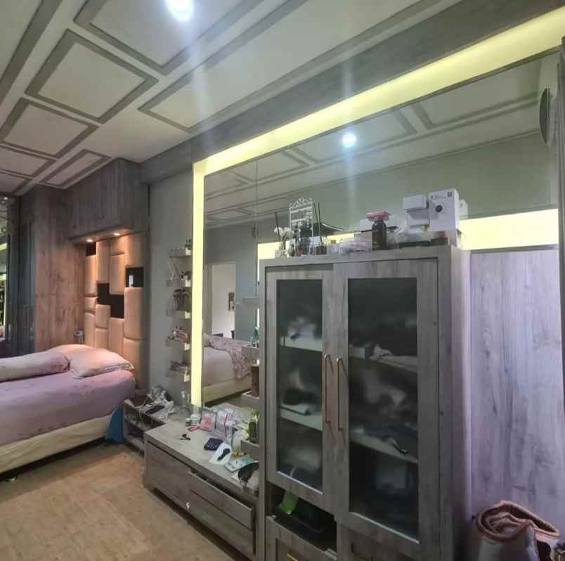 rumah cantik 2 450m kembangan jakarta barat