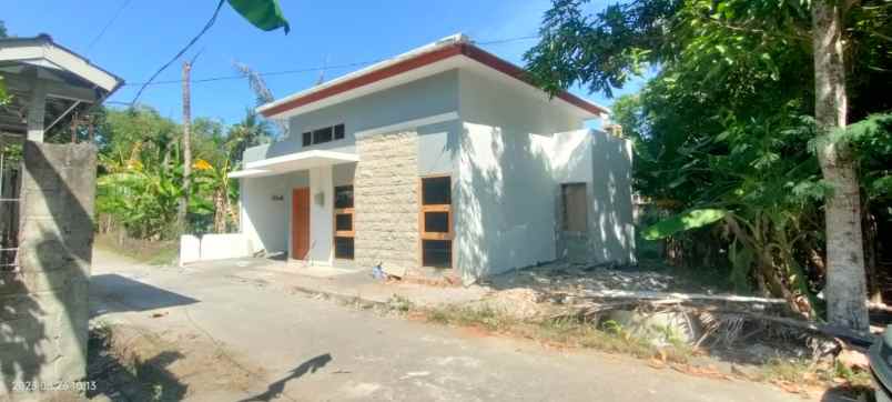 rumah cantik modern 2 km dari alun alun paseban bantul