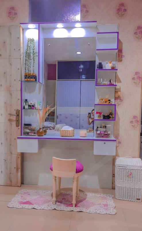 rumah cantik wiguna full furnished beserta perabot