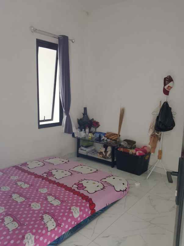 rumah cihanjuang dekat pemkot cimahi full bangunan