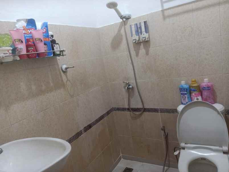 rumah cluster di graha raya bintaro tangerang selatan