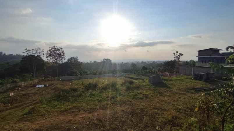 rumah desain cantik dengan view gunung di malang