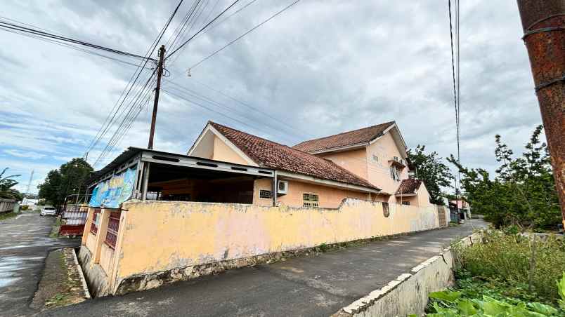 rumah di jalan pu pagar alam gunung agung