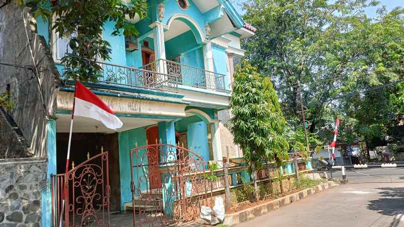 rumah di komplek kranggan permai jatisampurna bekasi