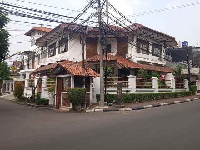 rumah dijual di jalan camar bintaro sektor 3