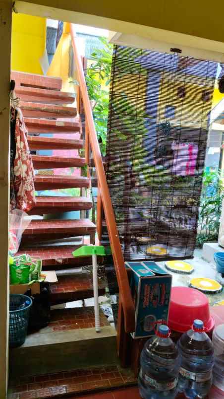 rumah dijual pondok tjandra merr 2 lantai nego