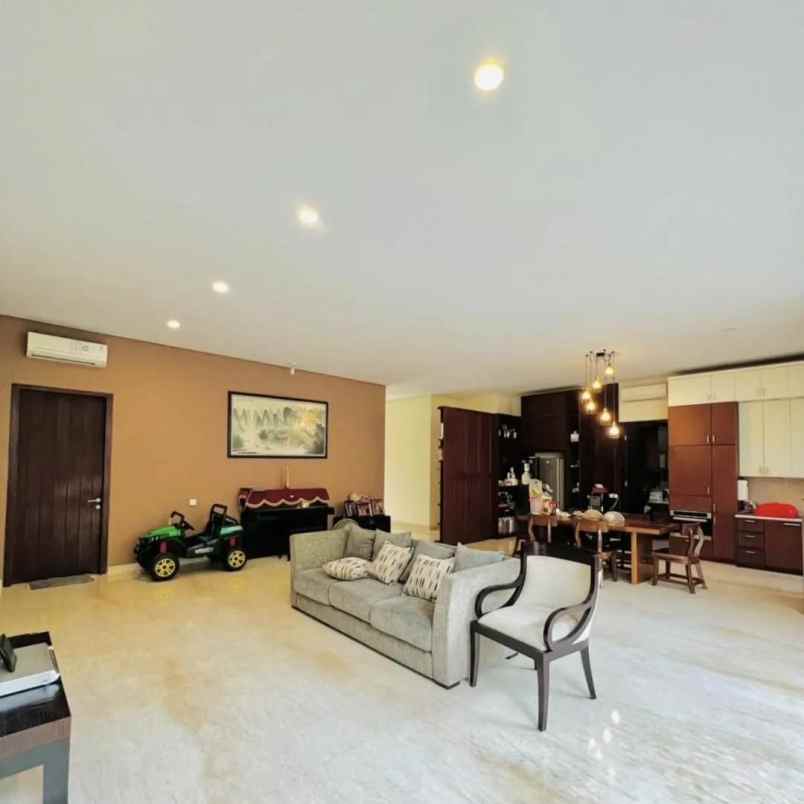rumah graha natura murah lt 432m