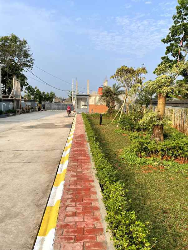 rumah hanya 5 km ke stasiun maja di solear tangerang