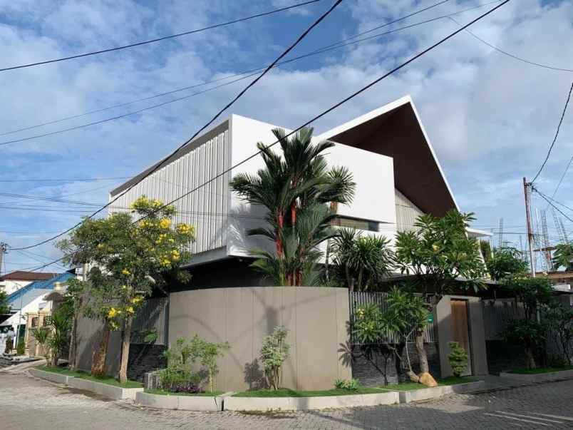 rumah hook 2 lantai wisma mukti one get dekat merr upn