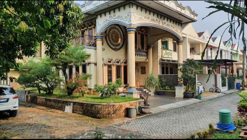 rumah hook di graha mutiara jatimulya bekasi timur