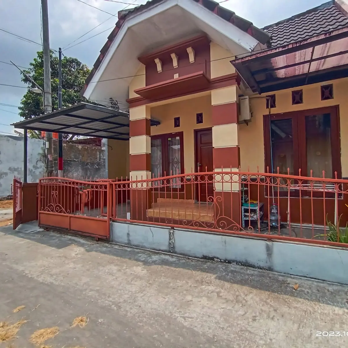 rumah hook di jl kaliurang km 10 dekat pasar gentan