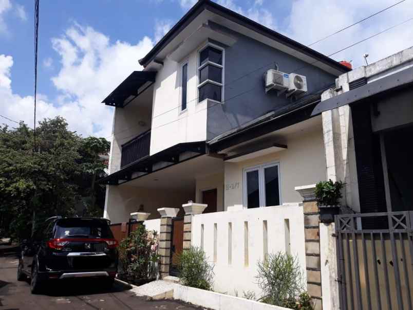 rumah jl pangeran sogiri tanah