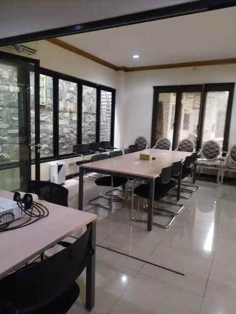 rumah kantor strategis di jalan kedondong jagakarsa