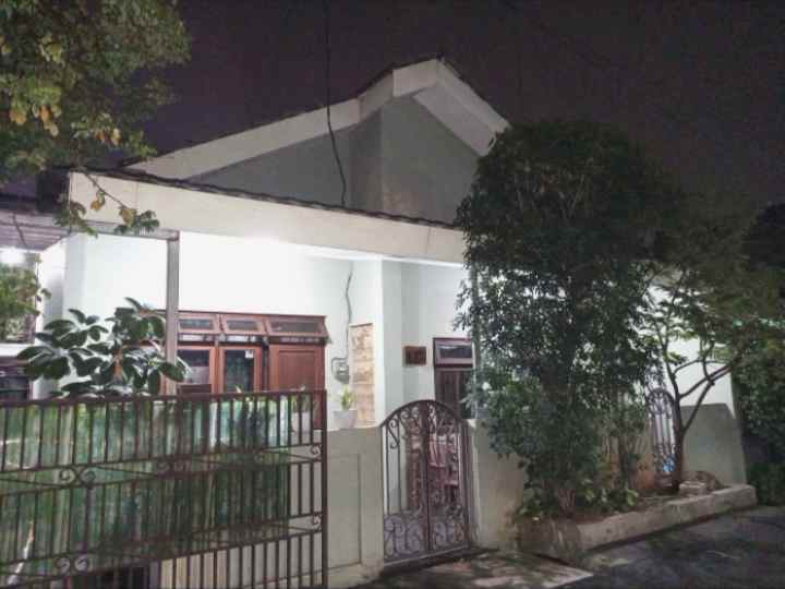 rumah keluarga di jaksel kebayoran lama