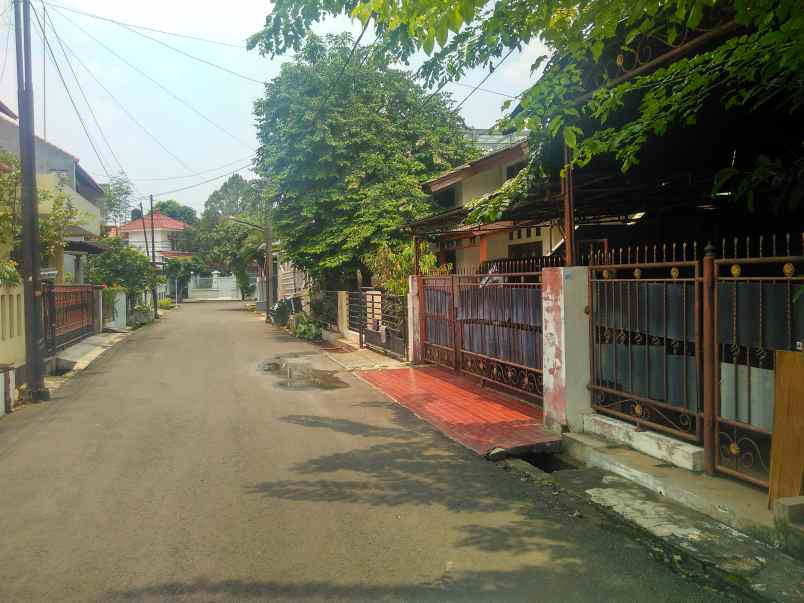 rumah komplek rancho indah jagakrsa jaksel