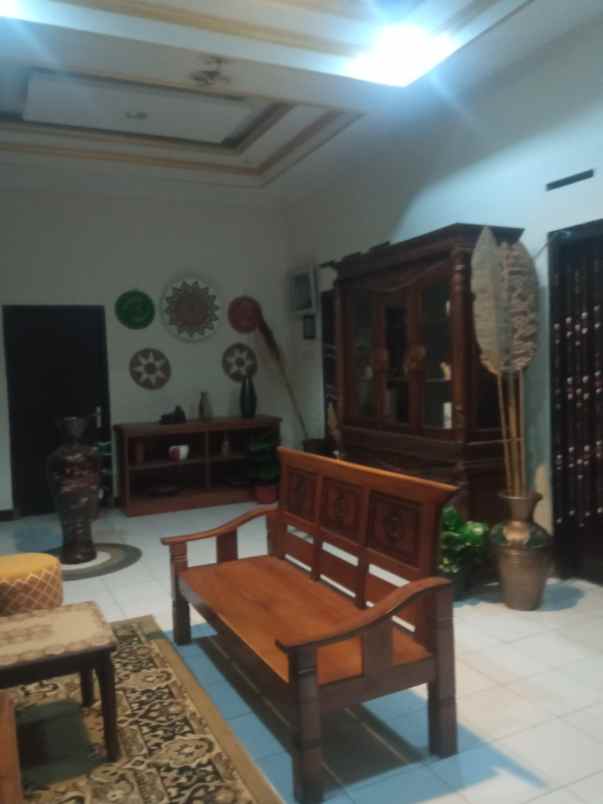 rumah limasan di sardonoharjo ngaglik sleman