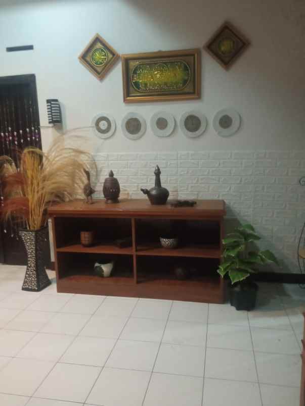 rumah limasan di sardonoharjo ngaglik sleman