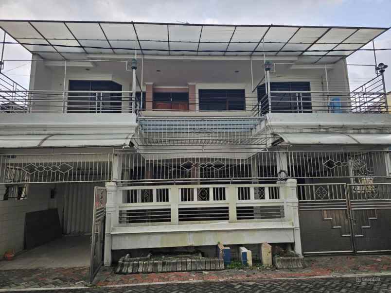 rumah manyar kertoadi surabaya lt 180m2