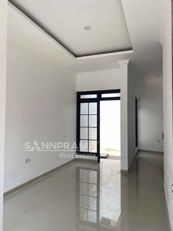 rumah mewah 3 kt strategis limo depok