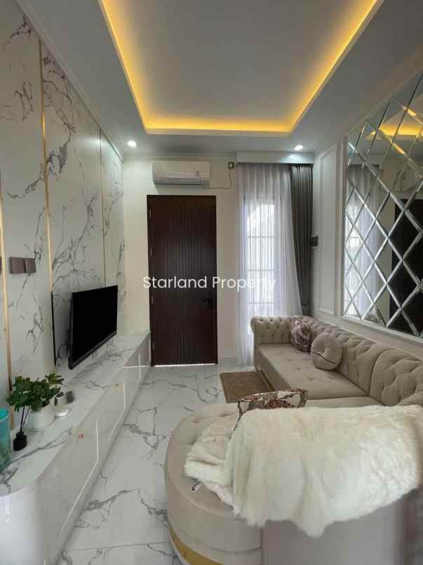 rumah mewah american style di cirendeu ciputat tangsel