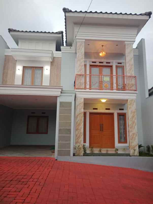 rumah mewah budi luhur full furnished siap huni