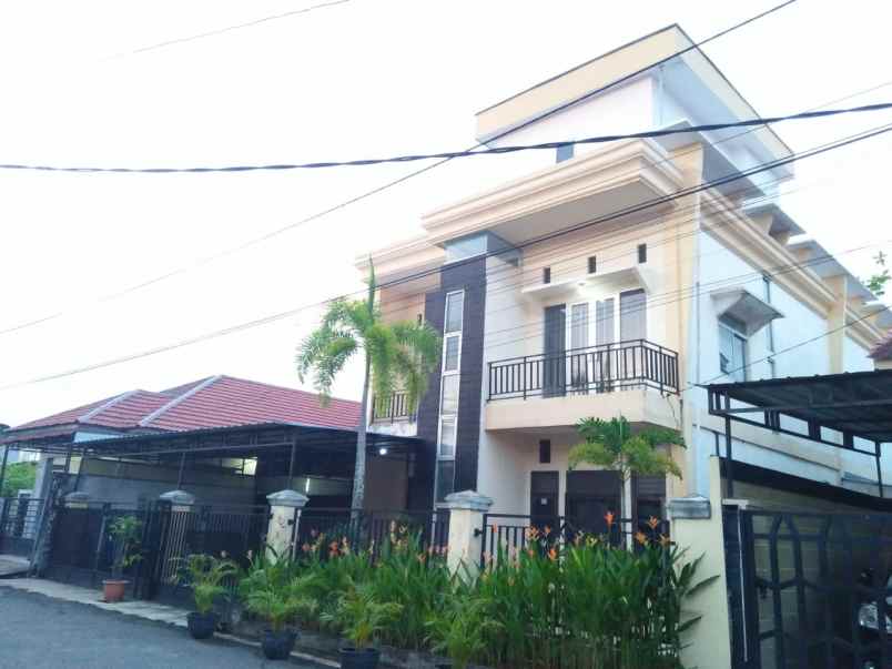 rumah mewah serdam kotamadya harga 2 6m