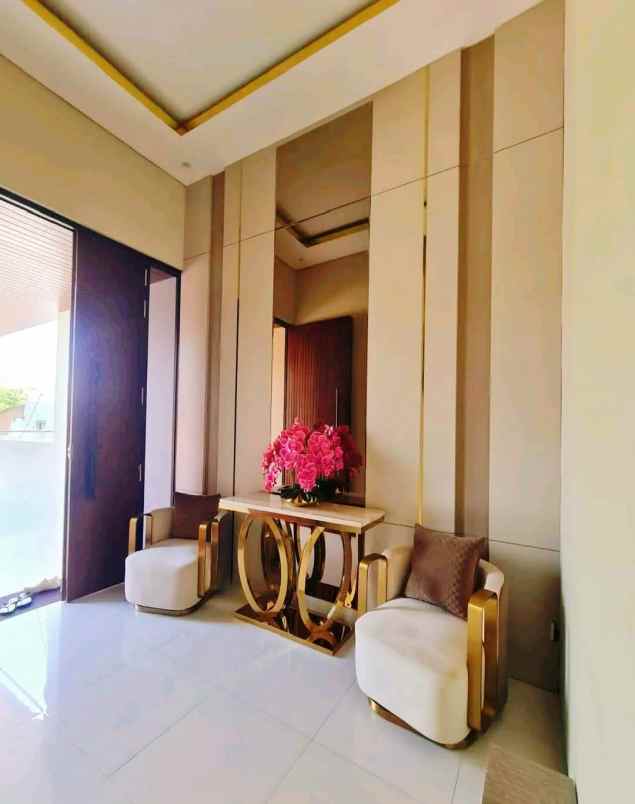 rumah mewah siap huni di tumpang gajahmungkur semarang