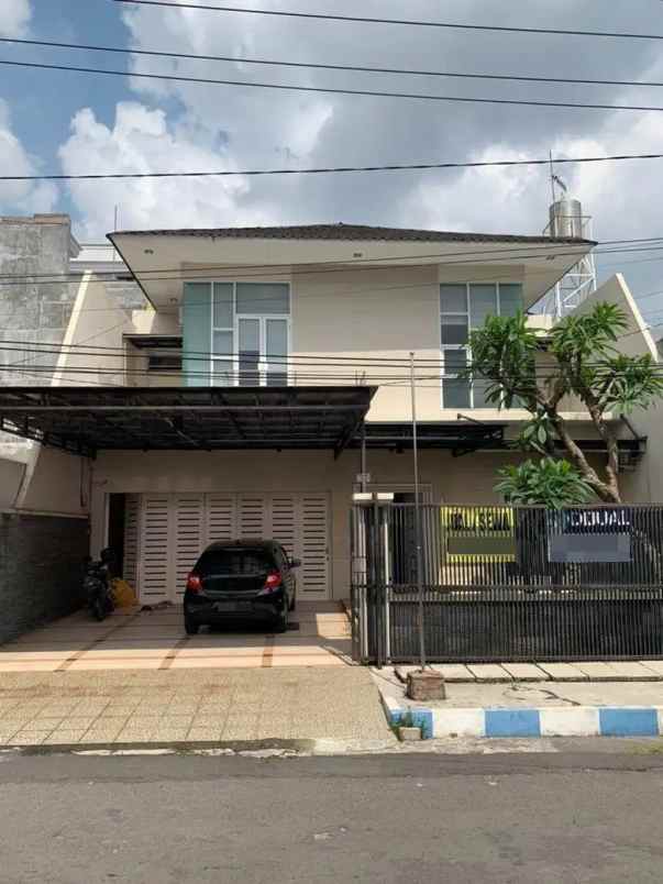 rumah minimalis mewah di baruk utara kota surabaya shm