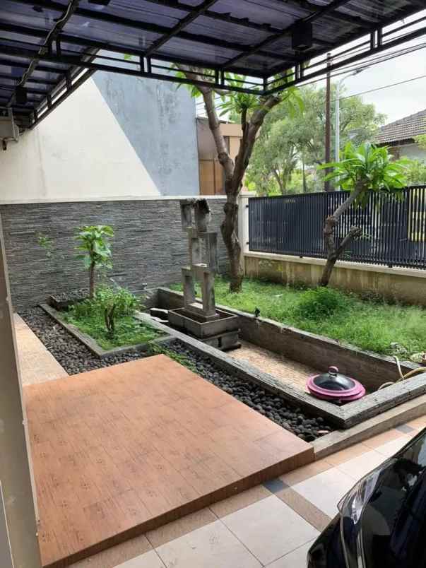 rumah minimalis mewah di baruk utara kota surabaya shm