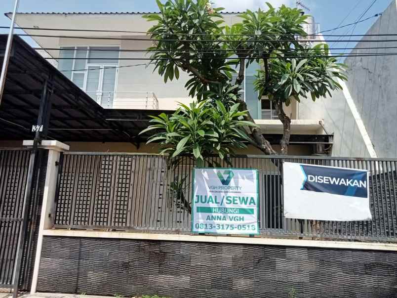 rumah minimalis mewah di baruk utara kota surabaya shm