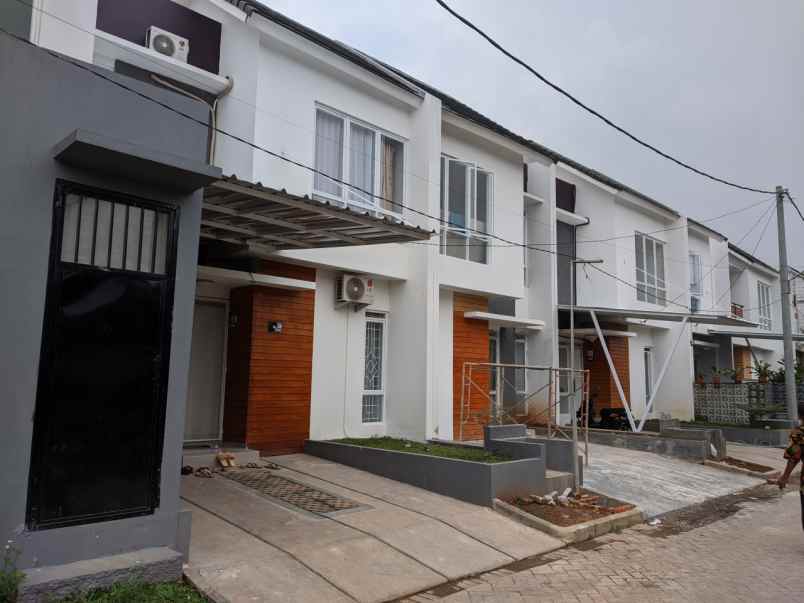 rumah minimalis modern 2 lantai cibubur