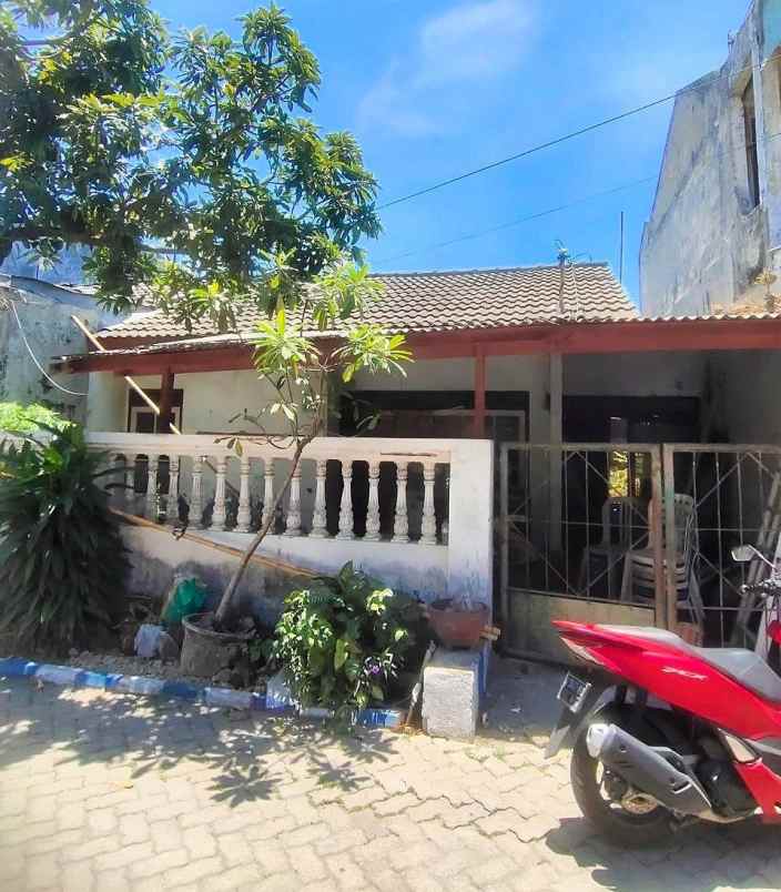 rumah murah 300jt di kebraon surabaya