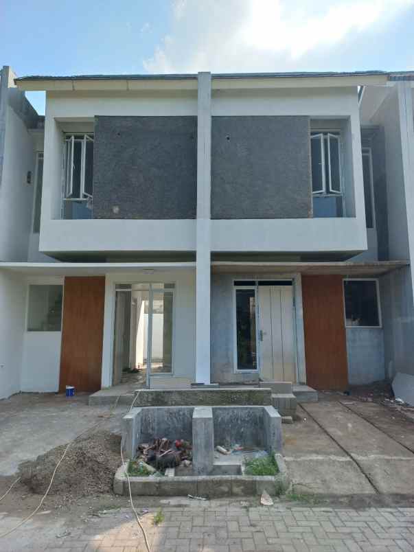 rumah murah di cibubur 660 jt bisa kpr tanpa bank