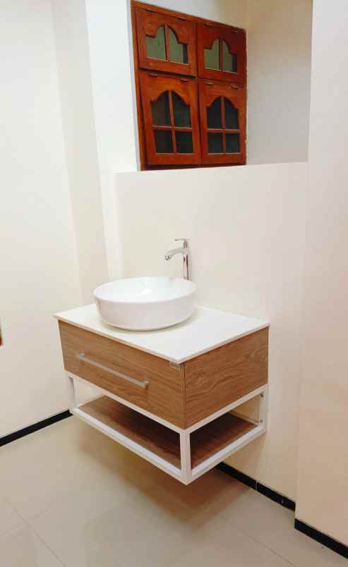 rumah ngesrep banyumanik semarang