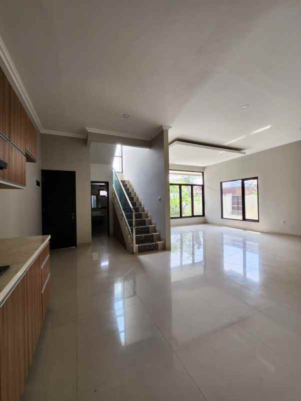 rumah non cluster bebas banjir di duren sawit