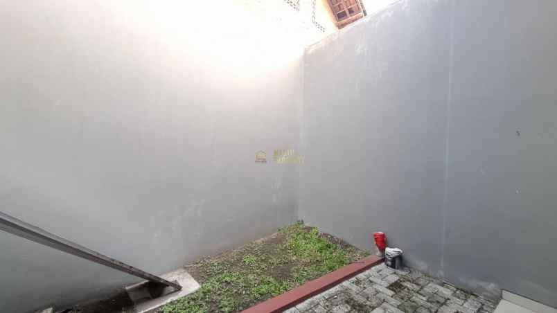 rumah nyaman tipe besar di kawasan premium maguwoharjo