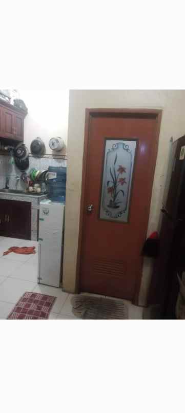 rumah perum full renov siap huni