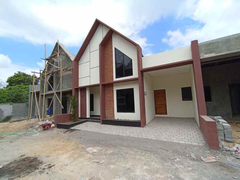 rumah scandinavian sleman dekat pasar godean